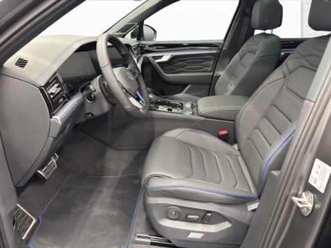 VW – Touareg 3.0 V6 TSI PHEV R Final Edition