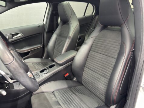 Mercedes-Benz – GLA 250 Swiss Star AMG Line