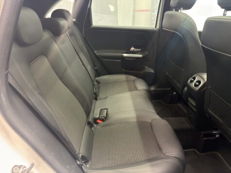 Mercedes-Benz – B 200 Progressive