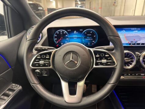 Mercedes-Benz – B 200 Progressive