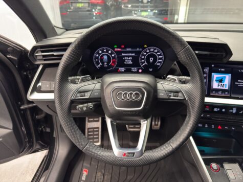 Audi – RS3 Sportback 2.5 TFSI quattro S-Tronic