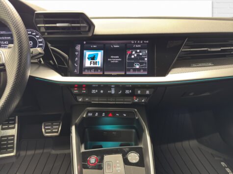 Audi – RS3 Sportback 2.5 TFSI quattro S-Tronic