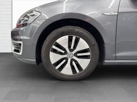 VW – Golf VII e