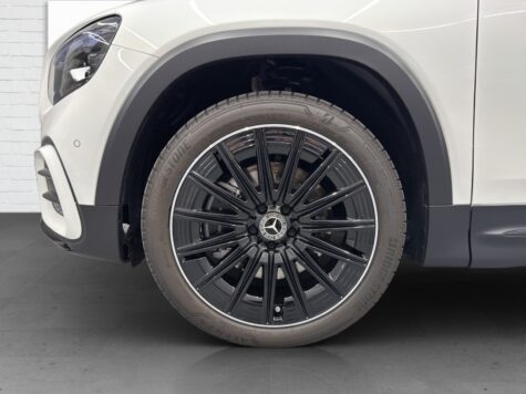 Mercedes-Benz – GLB 220 d AMG Line 4Matic