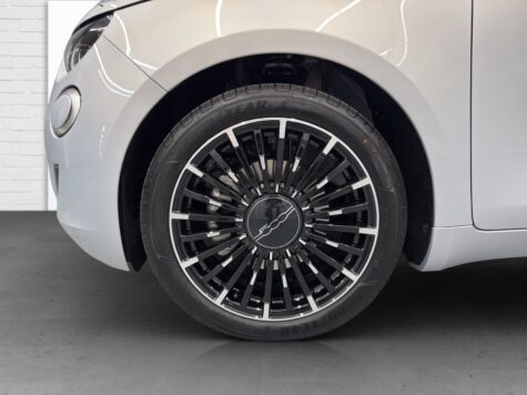 Fiat – 500 Cabrio 1.0 Hybrid La Prima