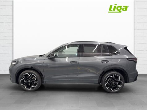 VW – Tiguan 2.0 TSI R-Line United DSG 4motion
