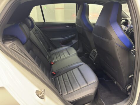 VW – Golf VIII 2.0 TSI R 20 Years DSG 4motion