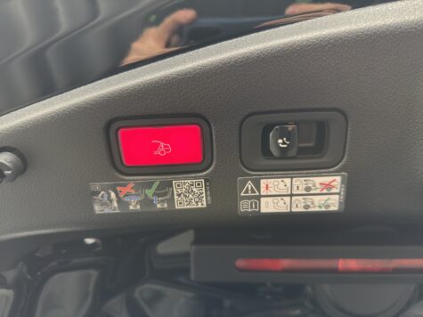 Mercedes-Benz – CLE 300 AMG Line 4Matic Cabriolet