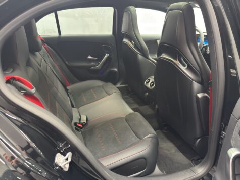 Mercedes-Benz – AMG A 35 4Matic