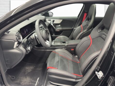 Mercedes-Benz – AMG A 35 4Matic
