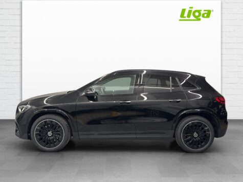 Mercedes-Benz – GLA 200 AMG Line Night Star