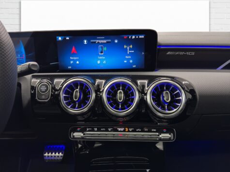 Mercedes-Benz – AMG A 35 4Matic