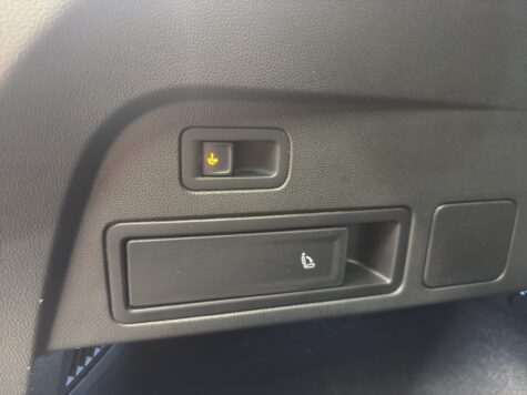 VW – Tiguan Allspace 2.0 TSI R-Line DSG