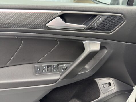 VW – Tiguan Allspace 2.0 TSI R-Line DSG