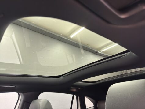 Mercedes-Benz – GLA 250 AMG Line 4Matic Swiss Star