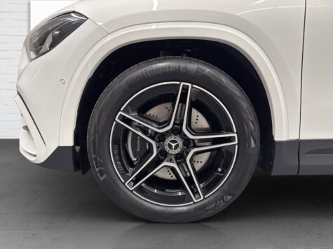 Mercedes-Benz – GLA 250 AMG Line 4Matic Swiss Star