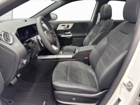 Mercedes-Benz – GLA 250 AMG Line 4Matic Swiss Star