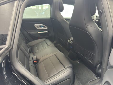 Mercedes-Benz – CLA 350 AMG Line 4Matic EQ Technology