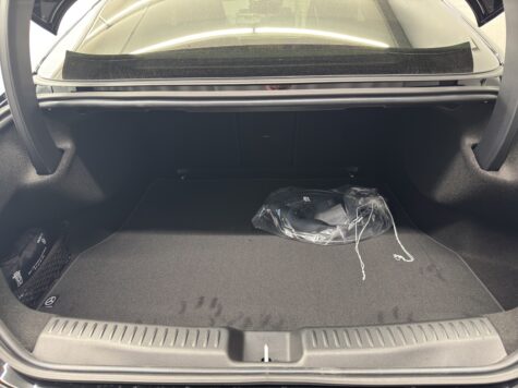 Mercedes-Benz – CLA 350 AMG Line 4Matic EQ Technology