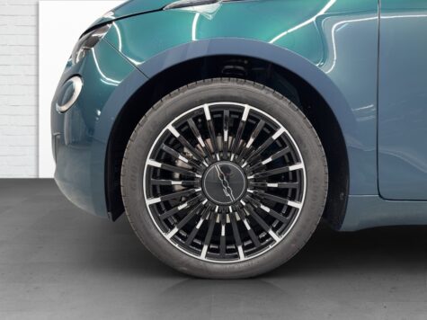 Fiat – 500 Cabrio 1.0 Hybrid La Prima