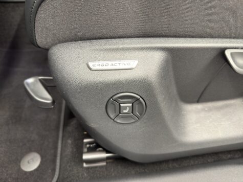 VW – Tiguan 2.0 TDI SCR Elegance DSG 4motion