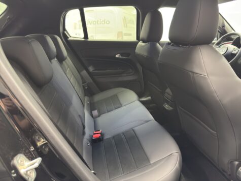 Fiat – 600 1.2 Hybrid 145 Sport