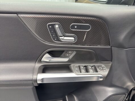 Mercedes-Benz – GLB 250 AMG Line 4Matic