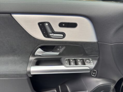 Mercedes-Benz – GLA 220 d AMG Line 4Matic Swiss Star