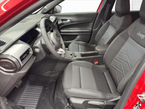 Jeep – Avenger 1.2 MHEV Black Edition