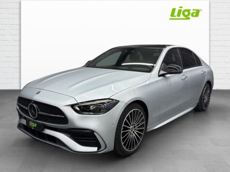 Mercedes-Benz – C 300 AMG Line 4Matic