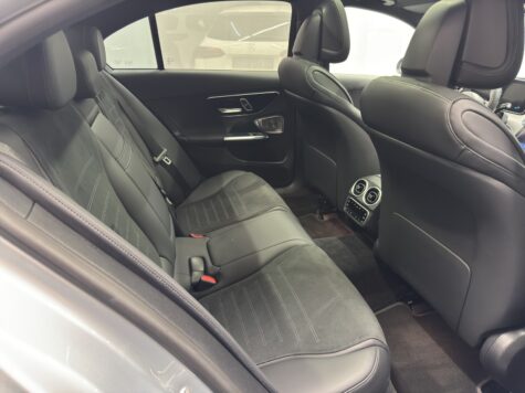Mercedes-Benz – C 300 AMG Line 4Matic
