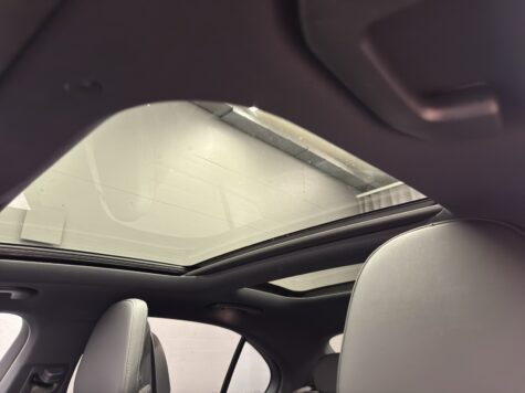 Mercedes-Benz – C 300 AMG Line 4Matic