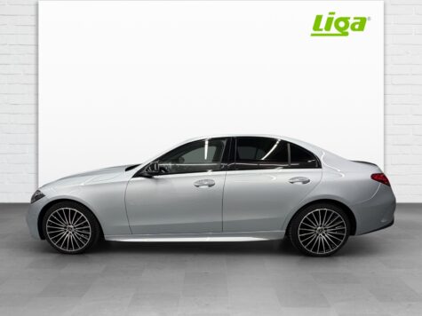 Mercedes-Benz – C 300 AMG Line 4Matic