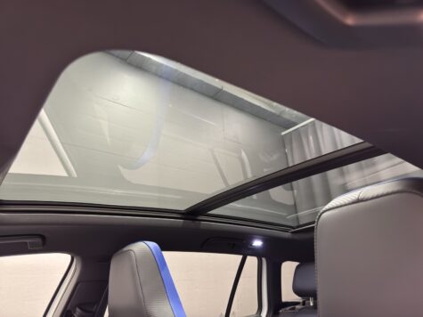 VW – Golf VIII Variant 2.0 TSI R DSG 4motion