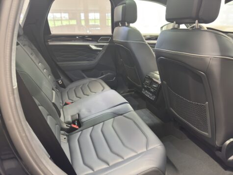 VW – Touareg 3.0 V6 TSI R-Line