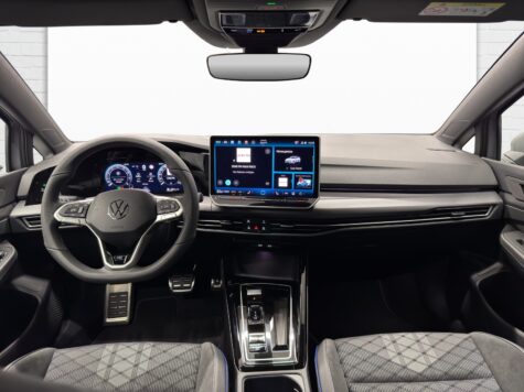 VW – Golf VIII 1.5 eTSI R-Line DSG