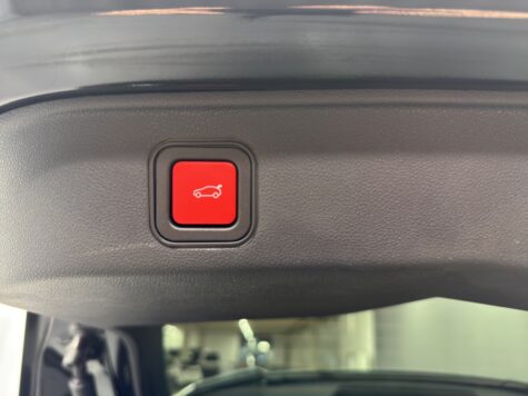 Alfa Romeo – Junior 1.2 Sport Speciale Q4 T&S
