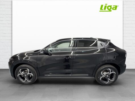 Alfa Romeo – Junior 1.2 Sport Speciale Q4 T&S