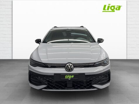 VW – Golf VIII Variant 2.0 TSI R-Line DSG 4motion