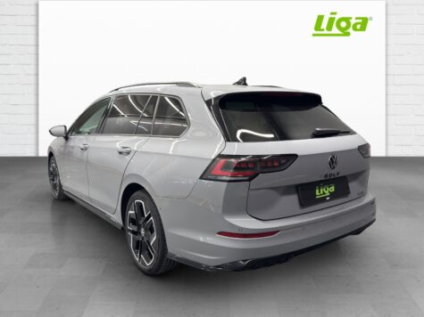 VW – Golf VIII Variant 2.0 TSI R-Line DSG 4motion