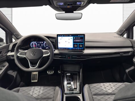 VW – Golf VIII Variant 2.0 TSI R-Line DSG 4motion