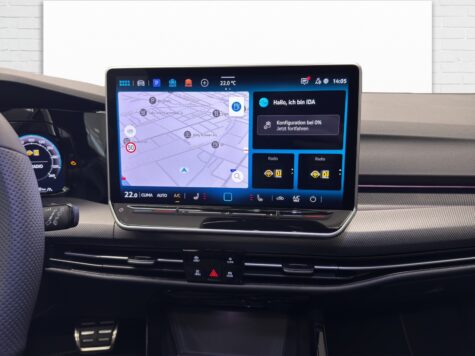 VW – Golf VIII Variant 2.0 TSI R-Line DSG 4motion