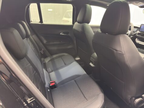 Jeep – Avenger 1.2 MHEV Black Edition & Sky