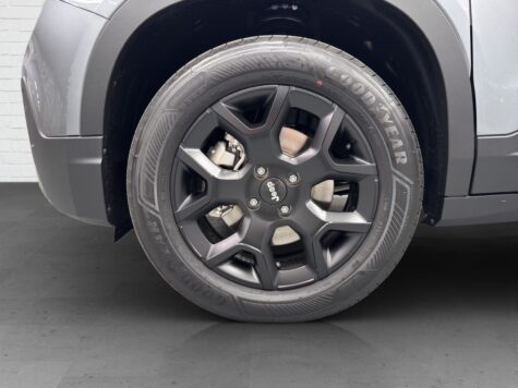 Jeep – Avenger 1.2 MHEV Black Edition & Sky