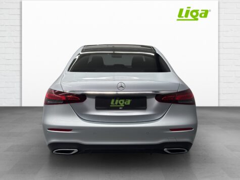 Mercedes-Benz – E 220 d AMG Line 4Matic