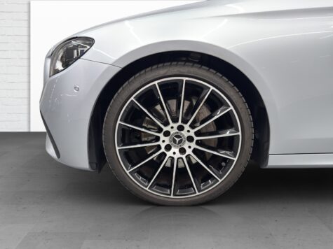 Mercedes-Benz – E 220 d AMG Line 4Matic
