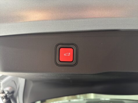 Jeep – Avenger 1.2 MHEV Summit & Sky