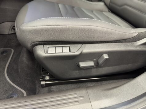 Jeep – Avenger 1.2 MHEV Summit & Sky