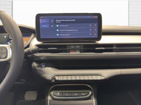 Jeep – Avenger 1.2 MHEV Summit & Sky