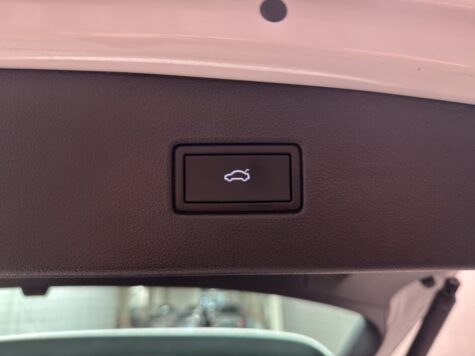 VW – Tiguan 2.0 TDI SCR R-Line DSG
